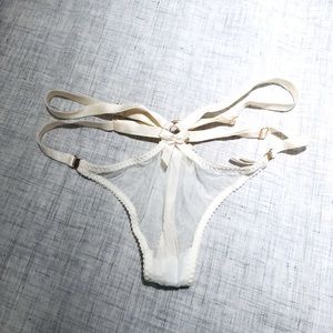NWOT Bordelle strappy ivory thong